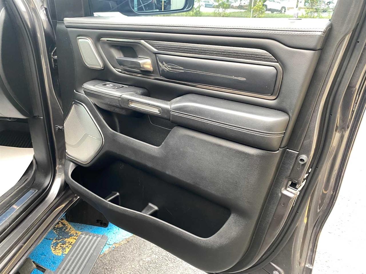 RAM 1500 Limited Crew Cab SWB 4WD 2019