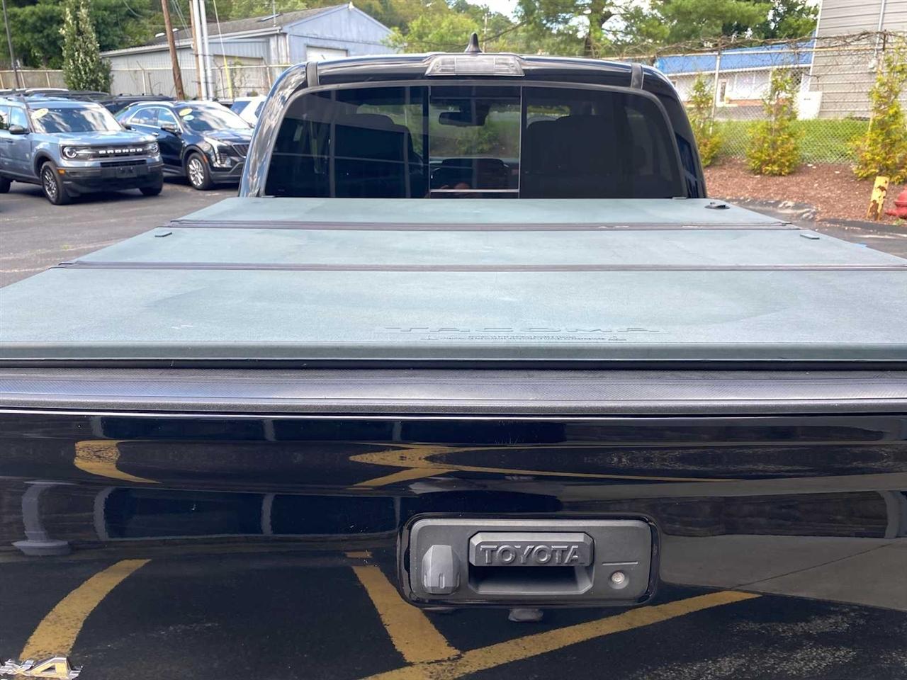 Toyota Tacoma SR5 Double Cab Long Bed V6 6AT 4WD 2020