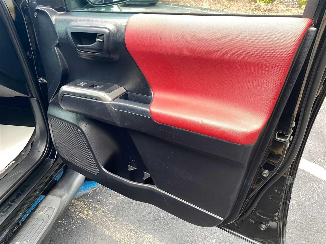 Toyota Tacoma SR5 Double Cab Long Bed V6 6AT 4WD 2020