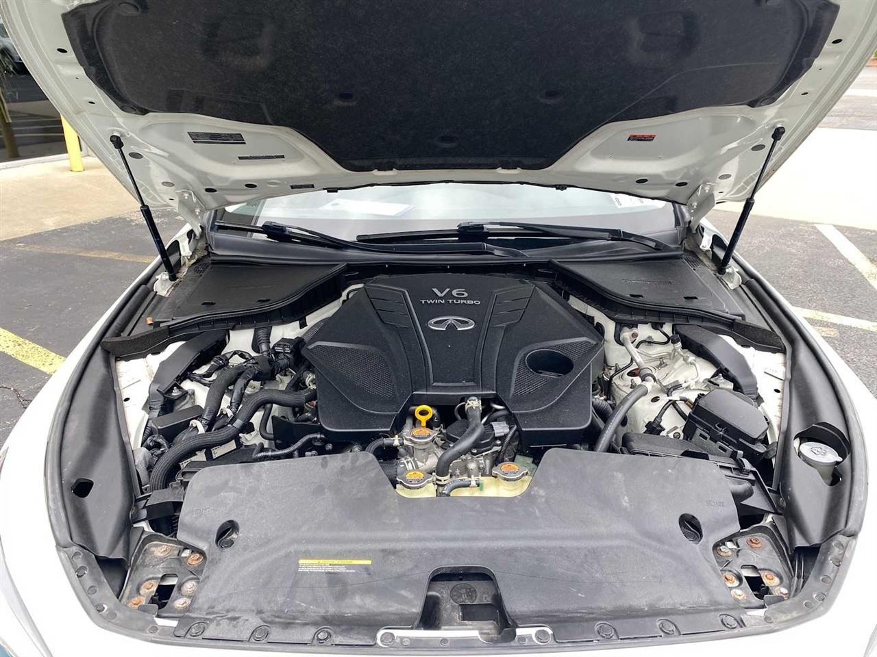 Infiniti Q50 3.0t LUXE AWD 2021