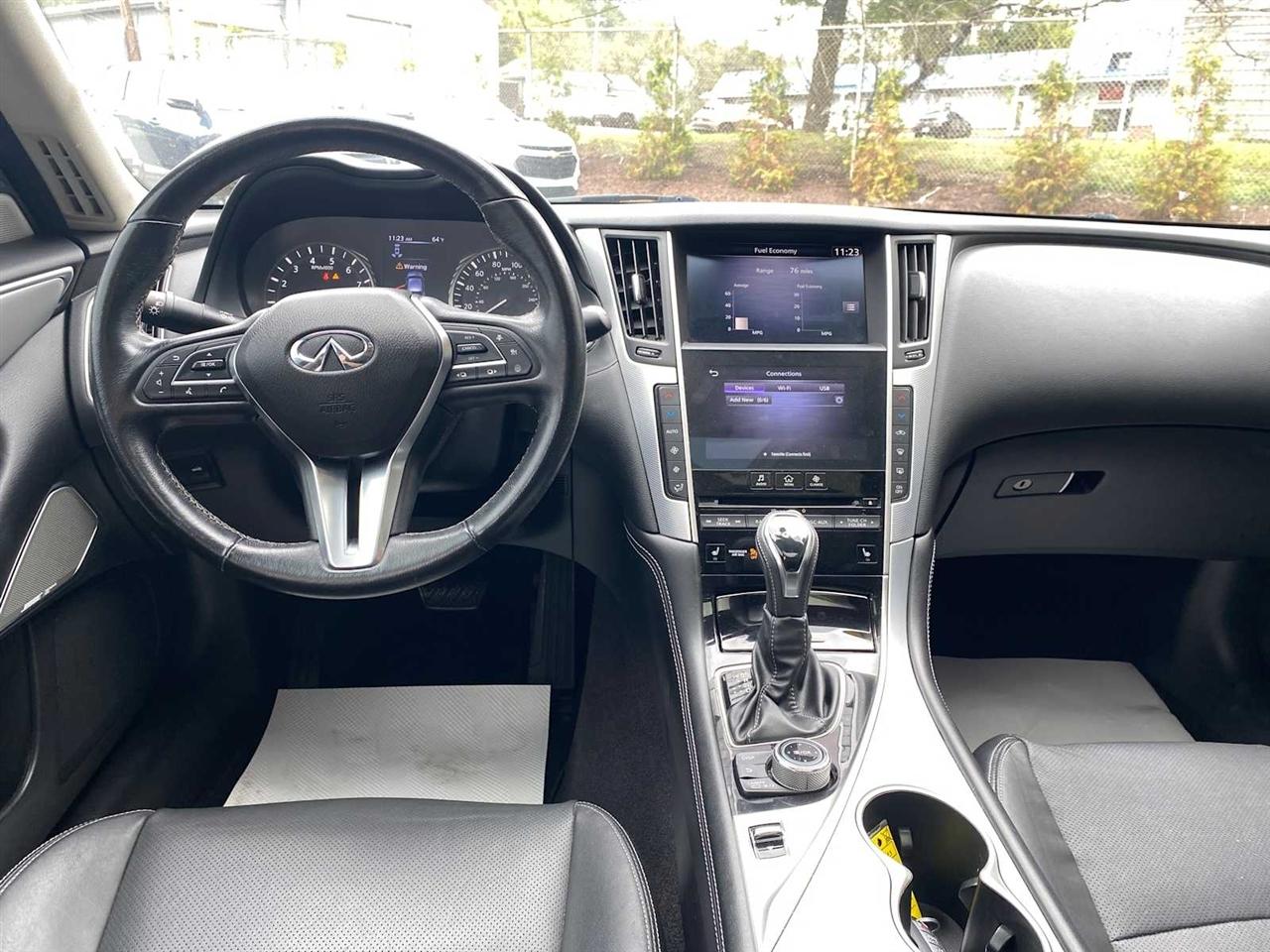 Infiniti Q50 3.0t LUXE AWD 2021