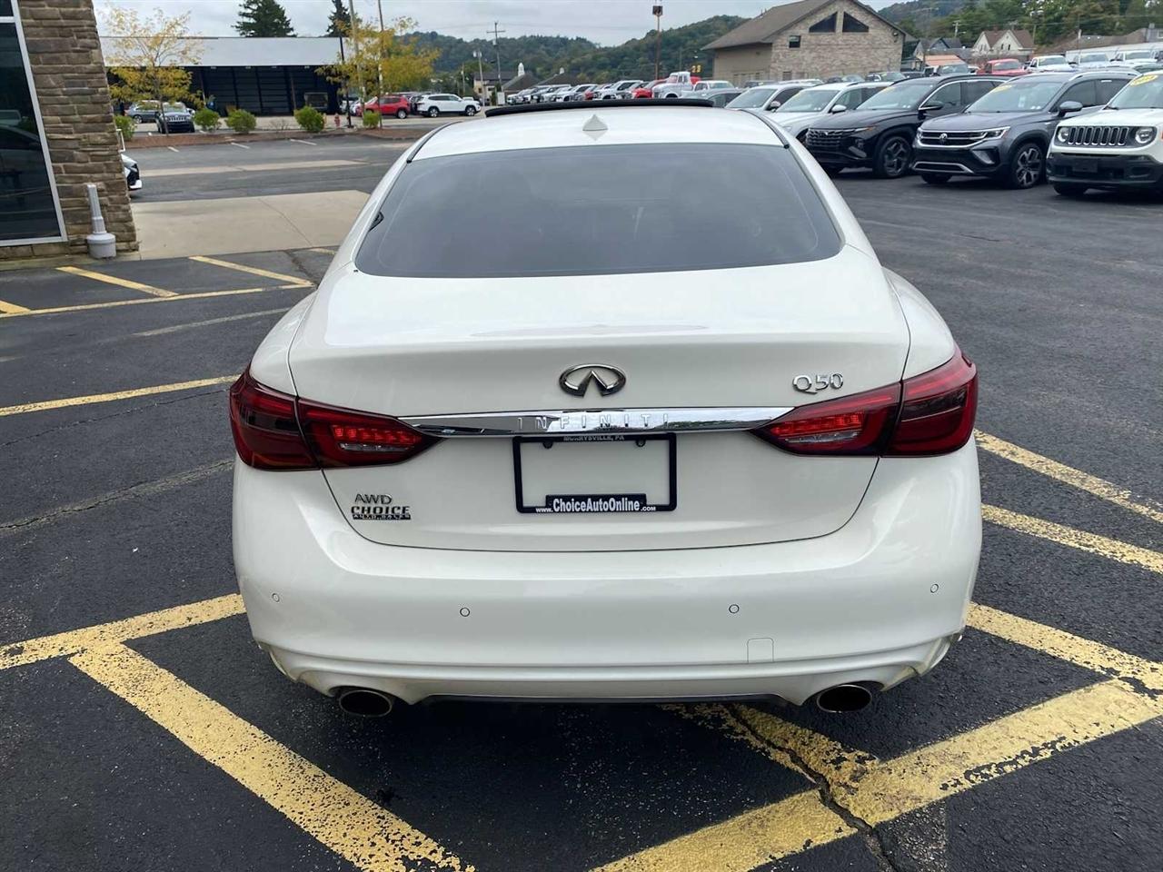 Infiniti Q50 3.0t LUXE AWD 2021