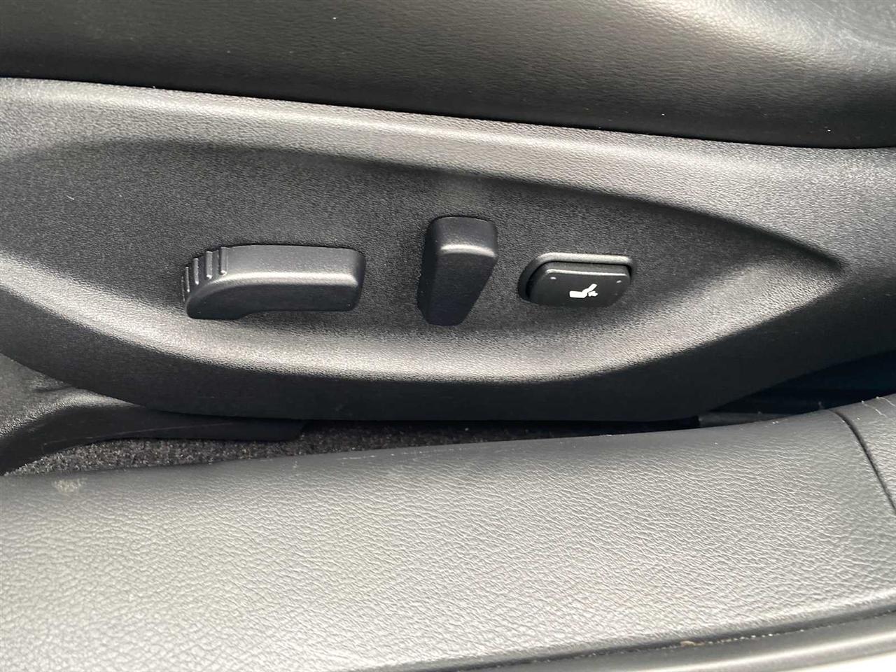 Infiniti Q50 3.0t LUXE AWD 2021