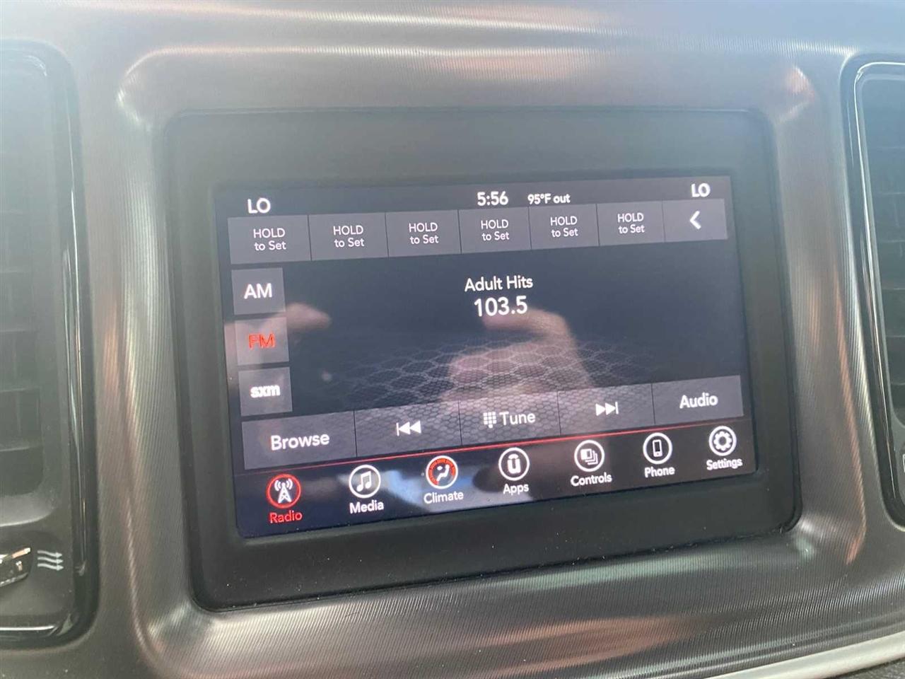 Dodge Challenger SXT 2021