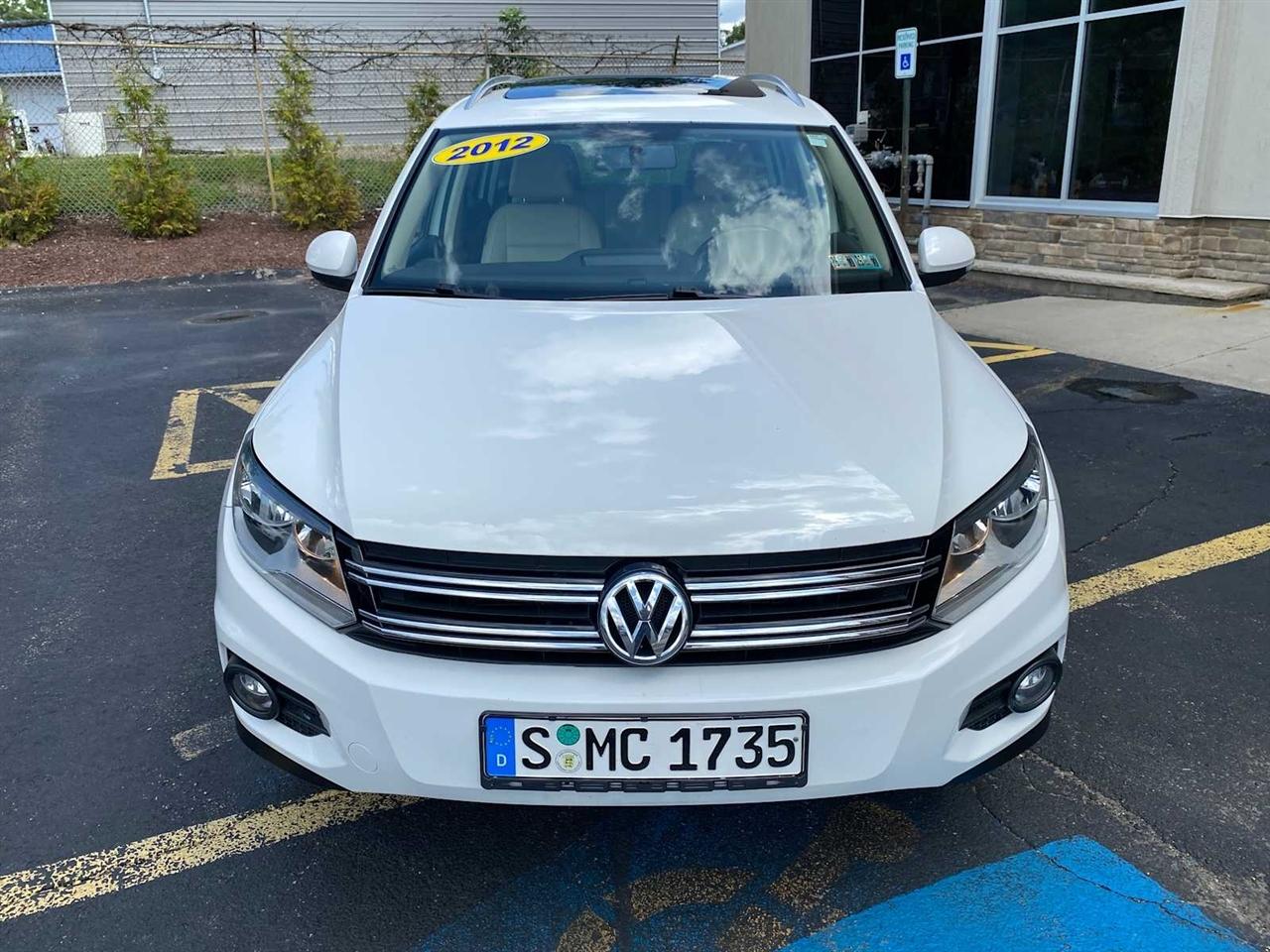 Volkswagen Tiguan S 4Motion 2012