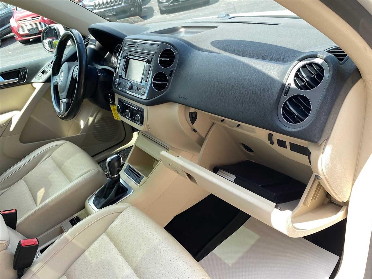 Volkswagen Tiguan S 4Motion 2012