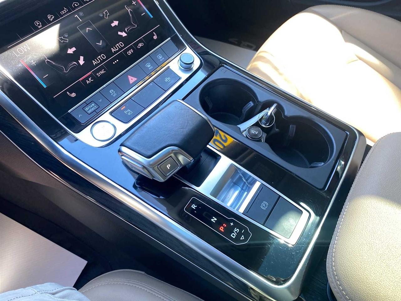 Audi Q7 Premium Plus 55 TFSI quattro 2020