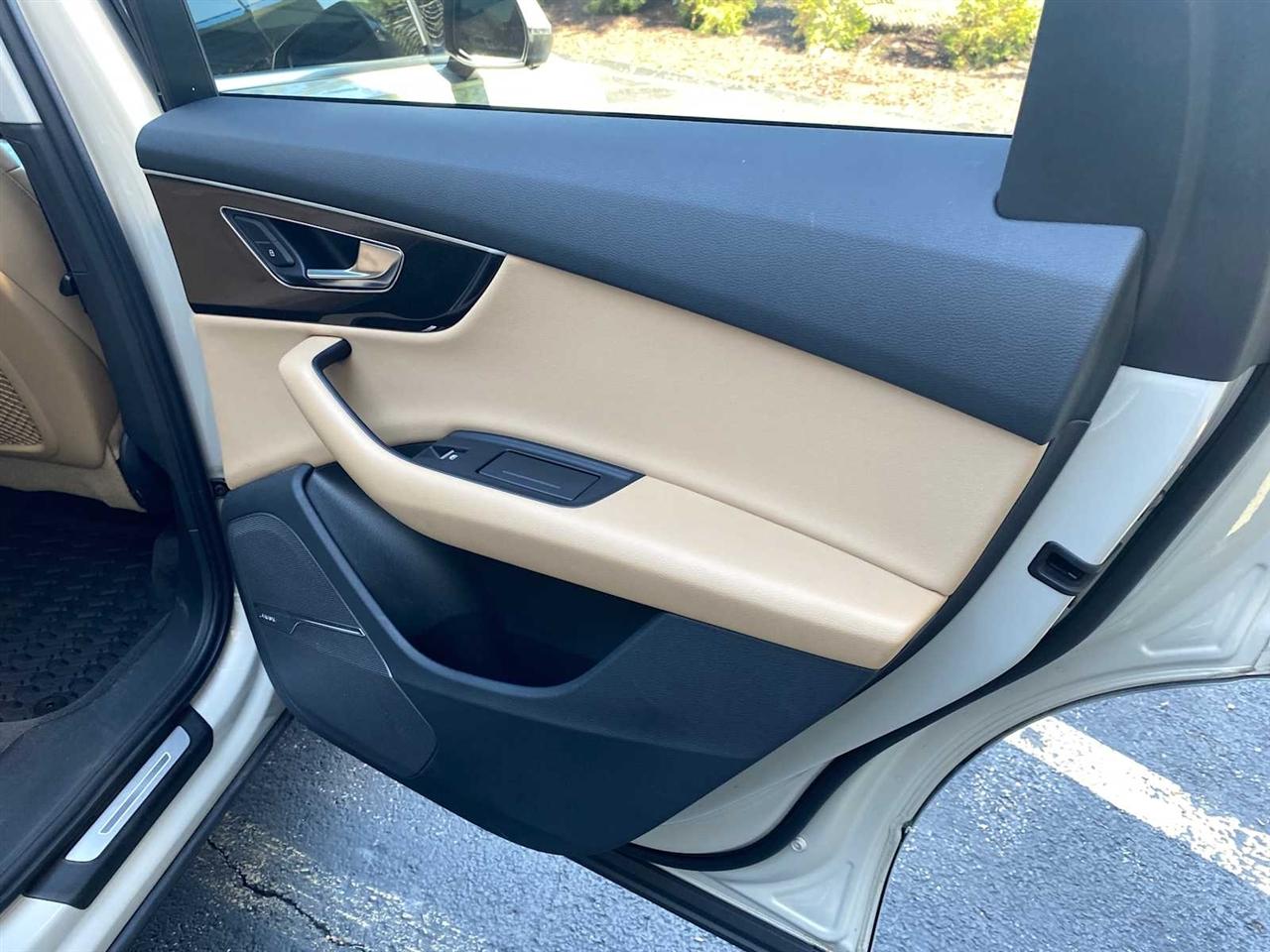 Audi Q7 Premium Plus 55 TFSI quattro 2020