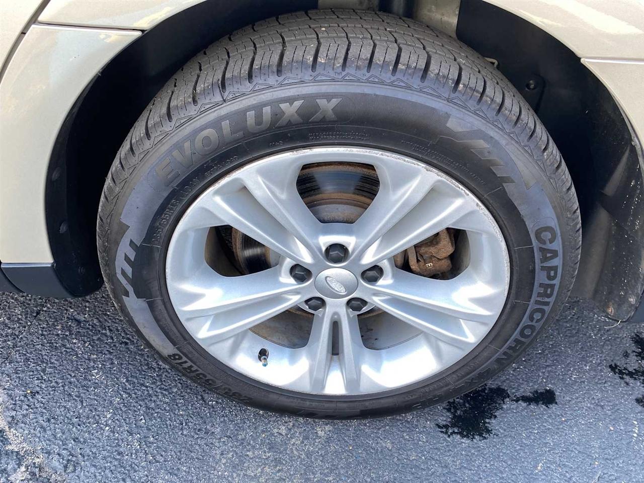 Ford Taurus SEL FWD 2017