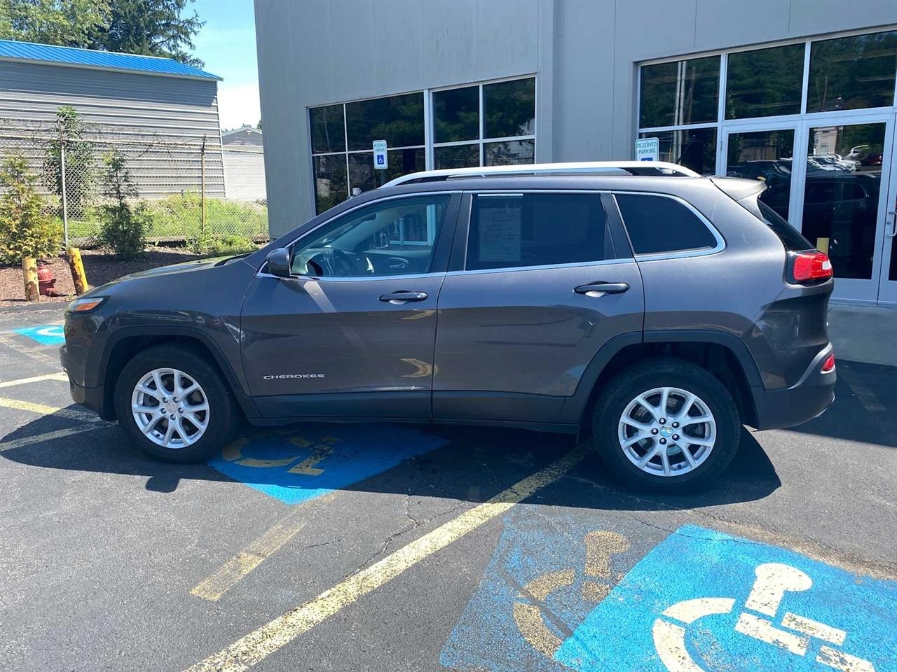Jeep Cherokee Latitude 4WD 2017