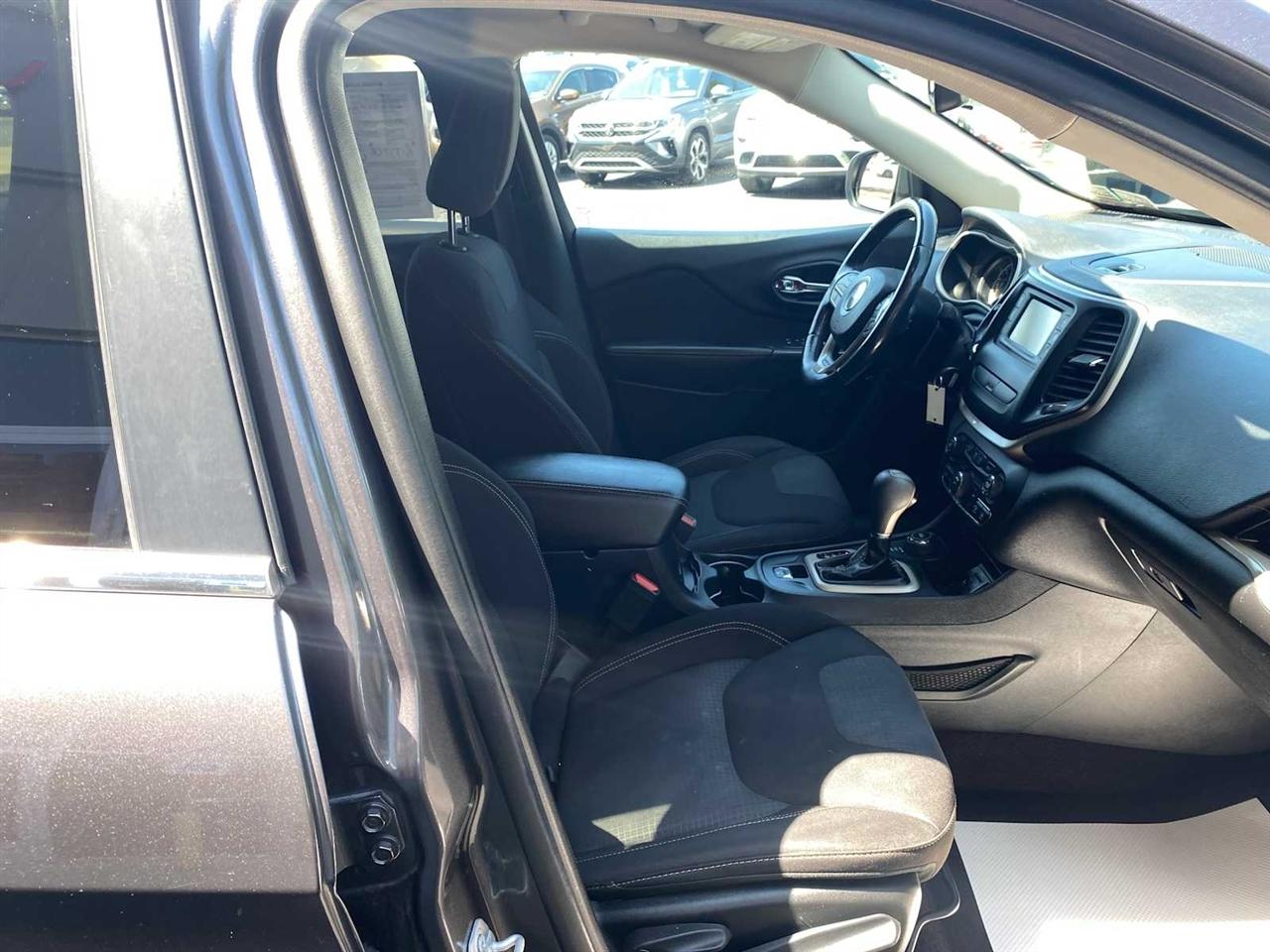 Jeep Cherokee Latitude 4WD 2017