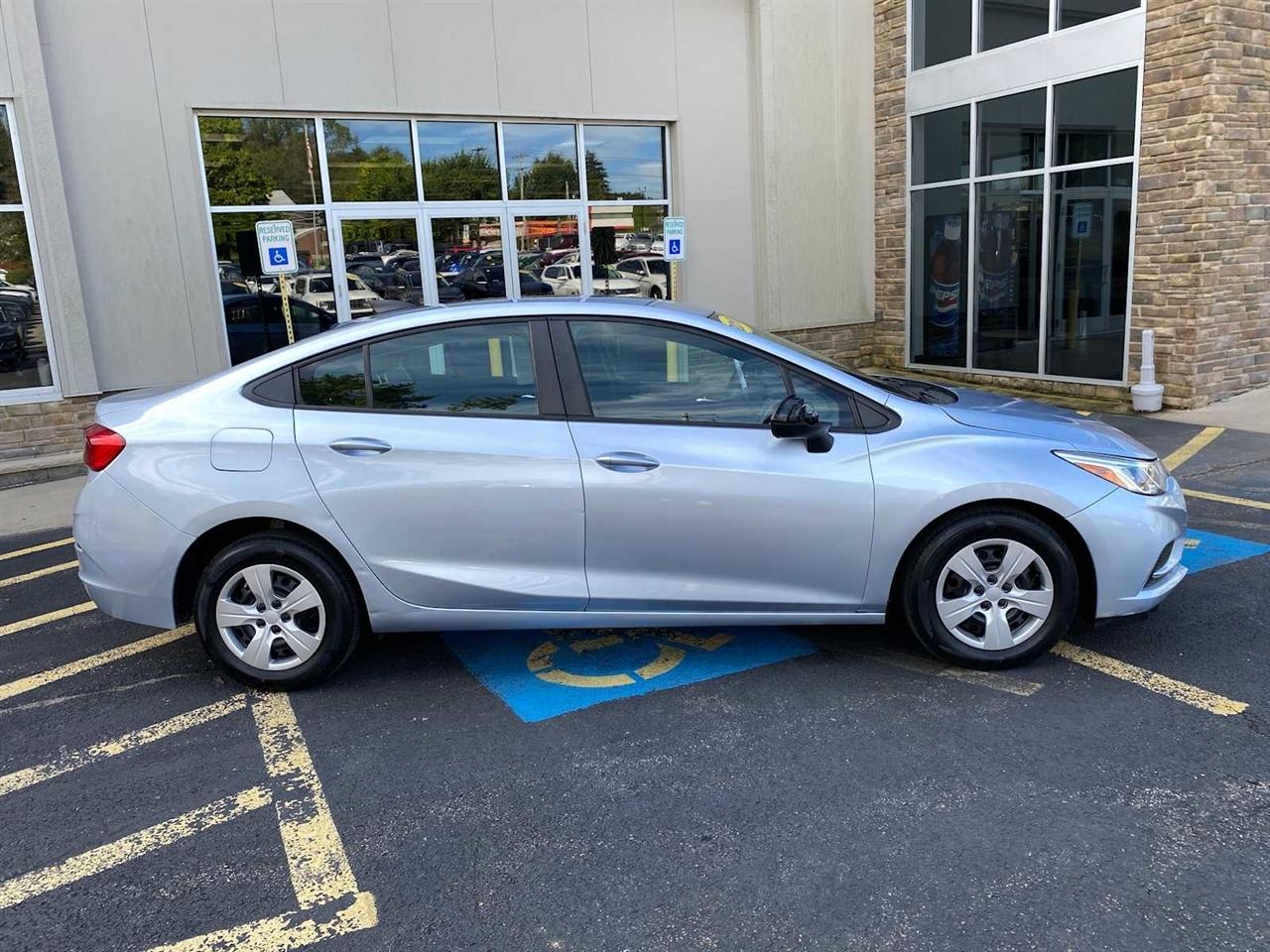 Chevrolet Cruze LS Auto 2018