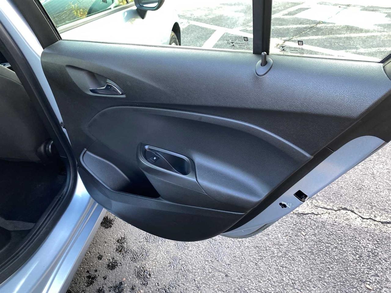 Chevrolet Cruze LS Auto 2018