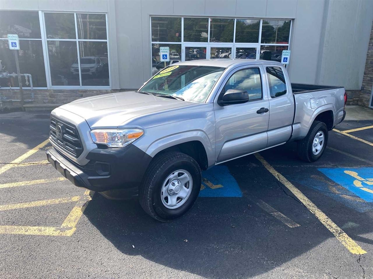 Toyota Tacoma SR5 Access Cab I4 6AT 2WD 2018