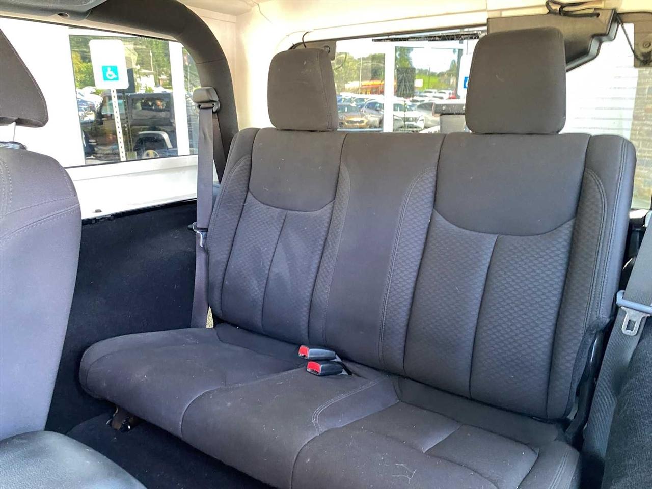 Jeep Wrangler Sport 4WD 2013