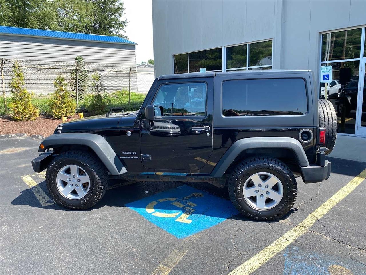 Jeep Wrangler Sport 4WD 2013