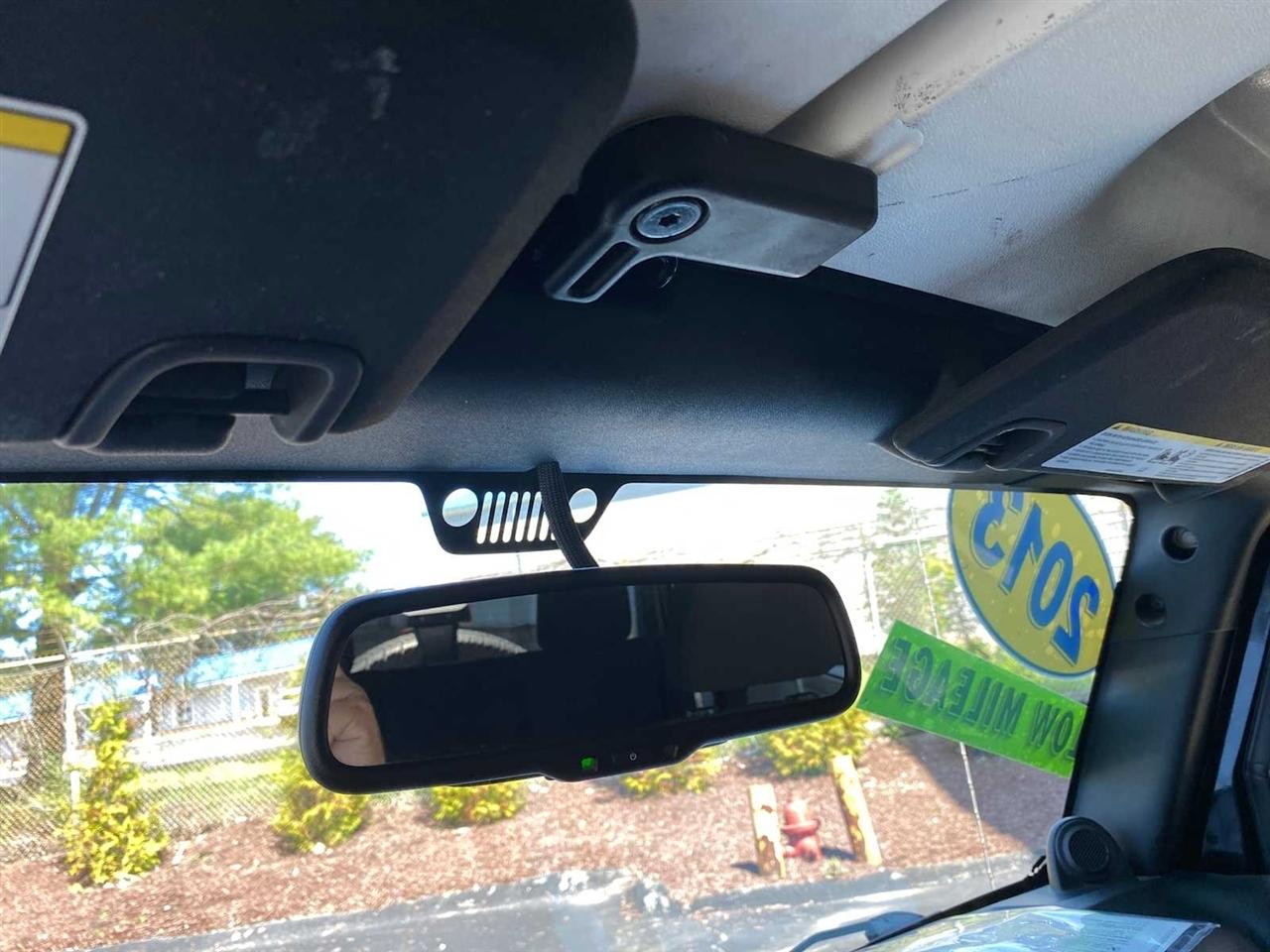 Jeep Wrangler Sport 4WD 2013
