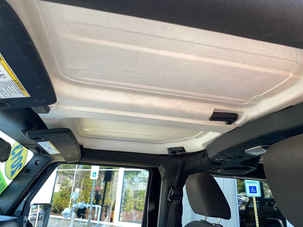 Jeep Wrangler Sport 4WD 2013