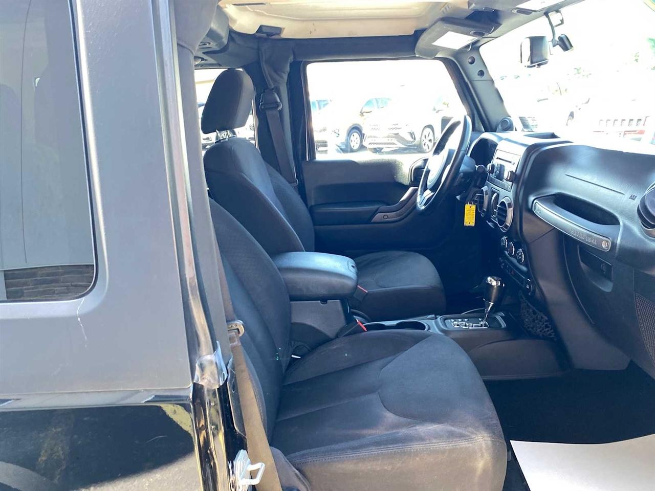 Jeep Wrangler Sport 4WD 2013
