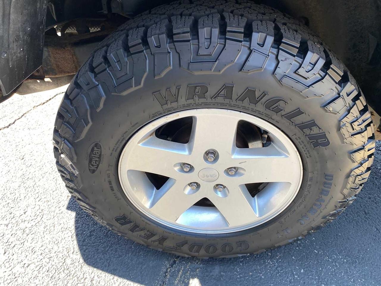 Jeep Wrangler Sport 4WD 2013