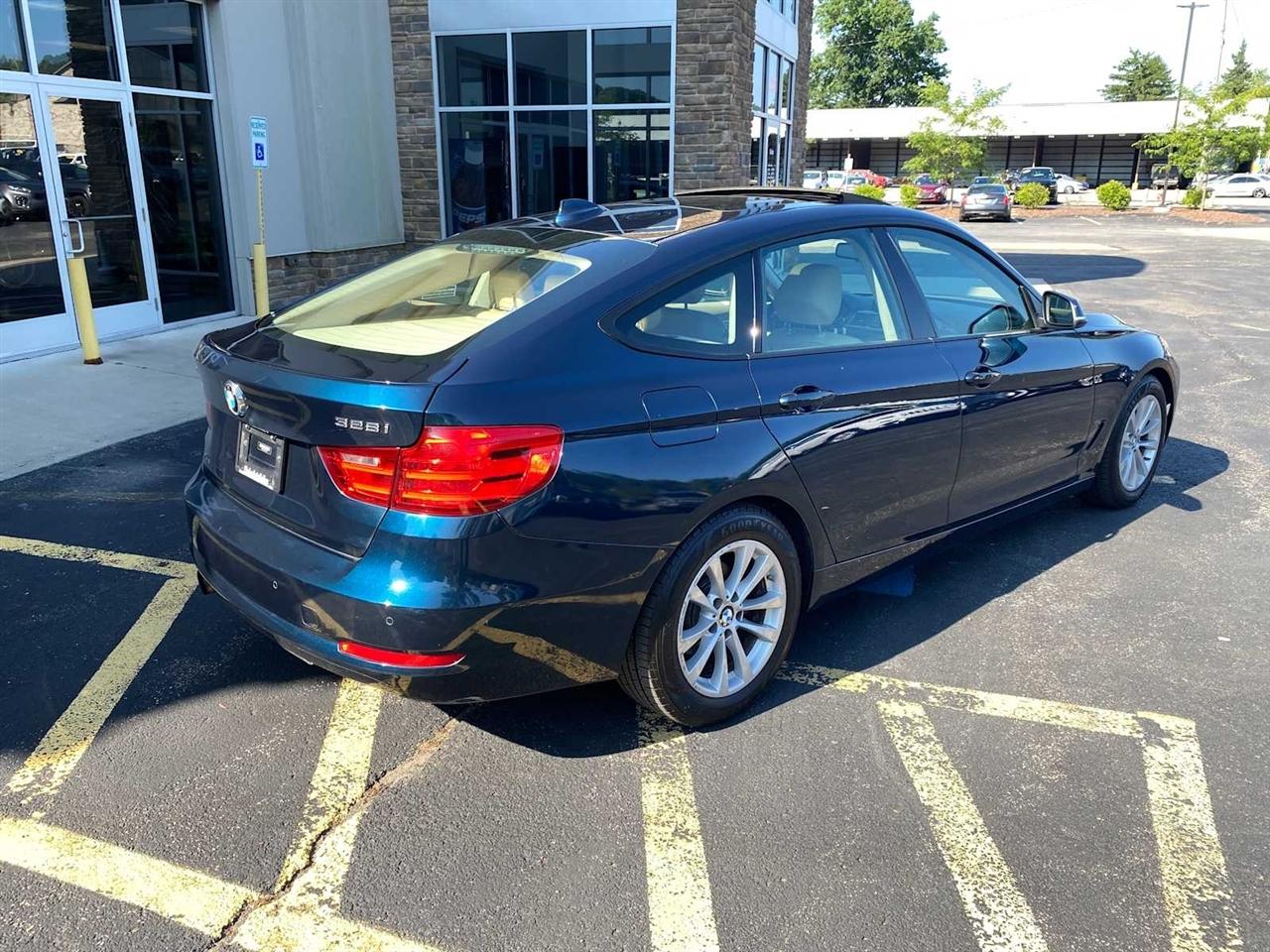 BMW 3-Series Gran Turismo 328i xDrive 2014