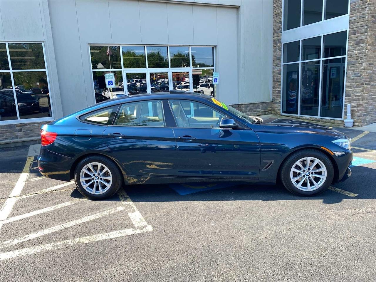 BMW 3-Series Gran Turismo 328i xDrive 2014
