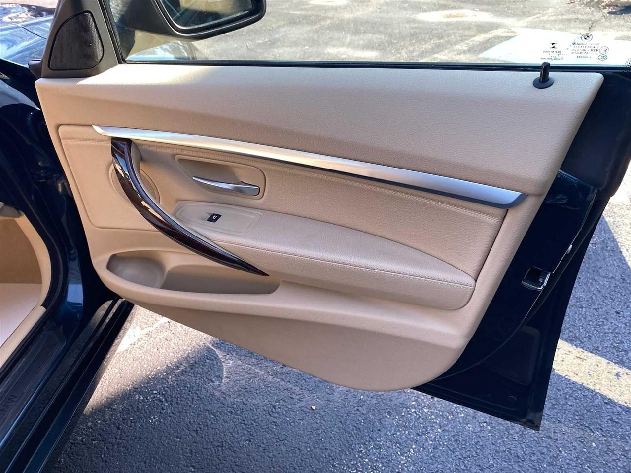 BMW 3-Series Gran Turismo 328i xDrive 2014
