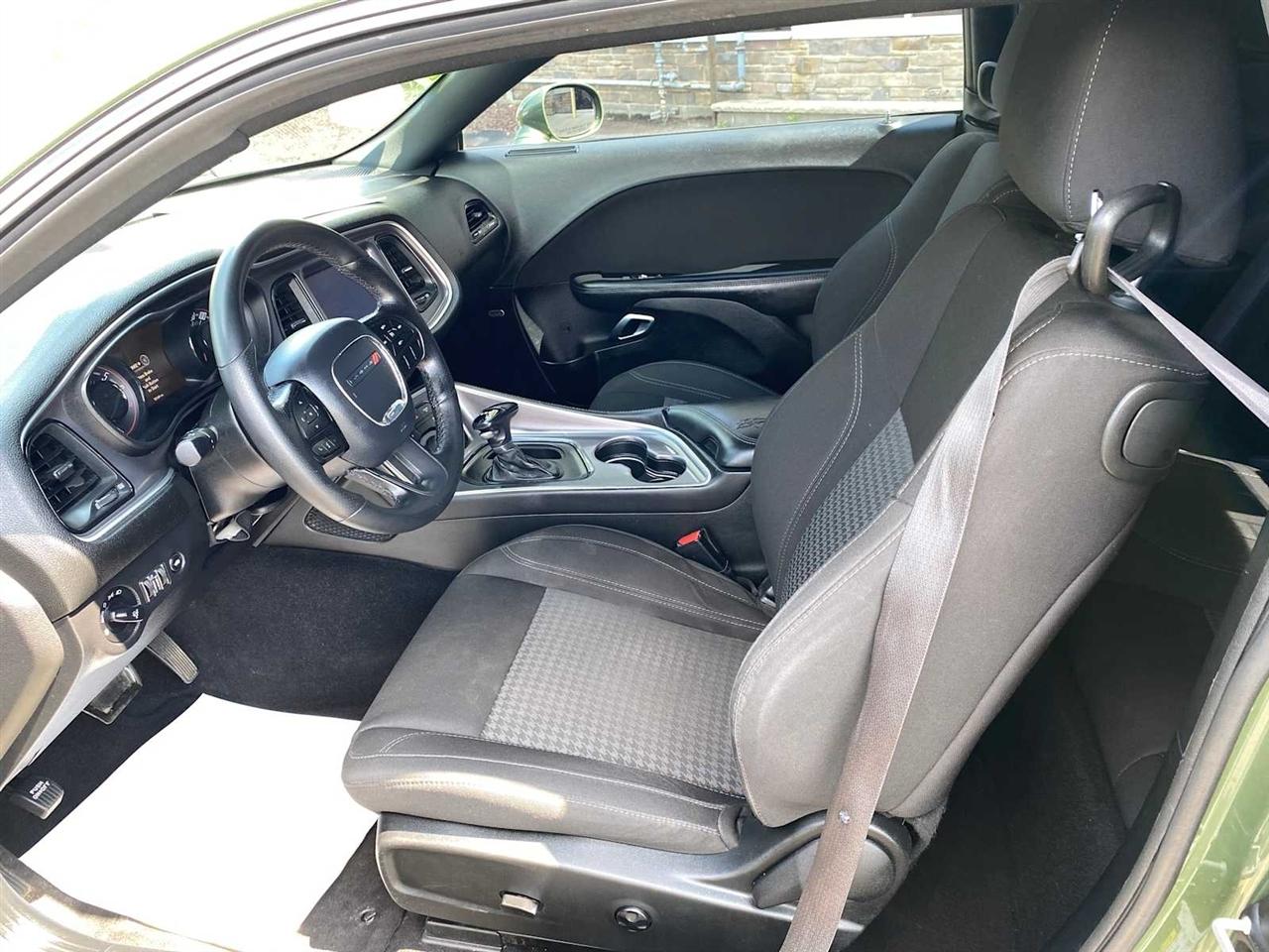 Dodge Challenger SXT 2020