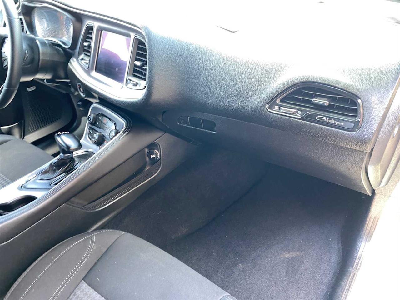 Dodge Challenger SXT 2020