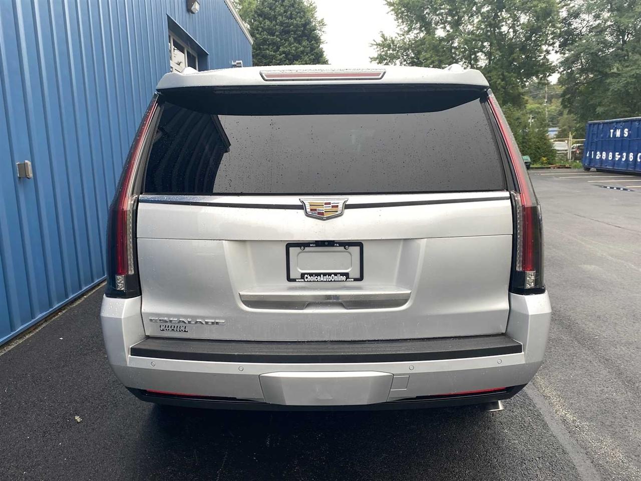 Cadillac Escalade Luxury 4WD 2017