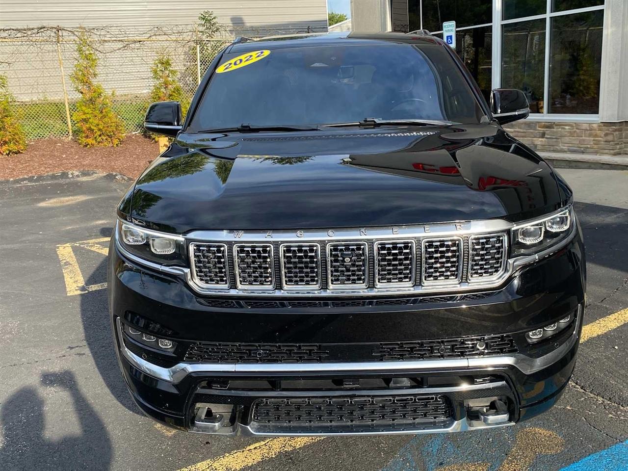 Jeep Grand Wagoneer Series III 4WD 2022
