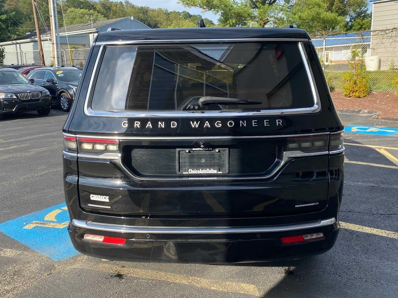 Jeep Grand Wagoneer Series III 4WD 2022