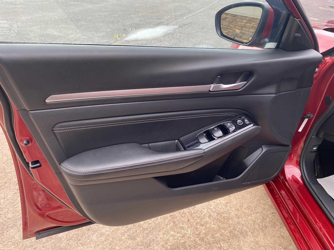 Nissan Altima 2.5 SV AWD 2021