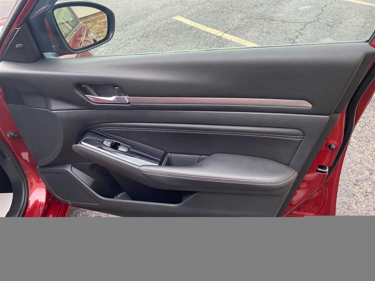 Nissan Altima 2.5 SV AWD 2021