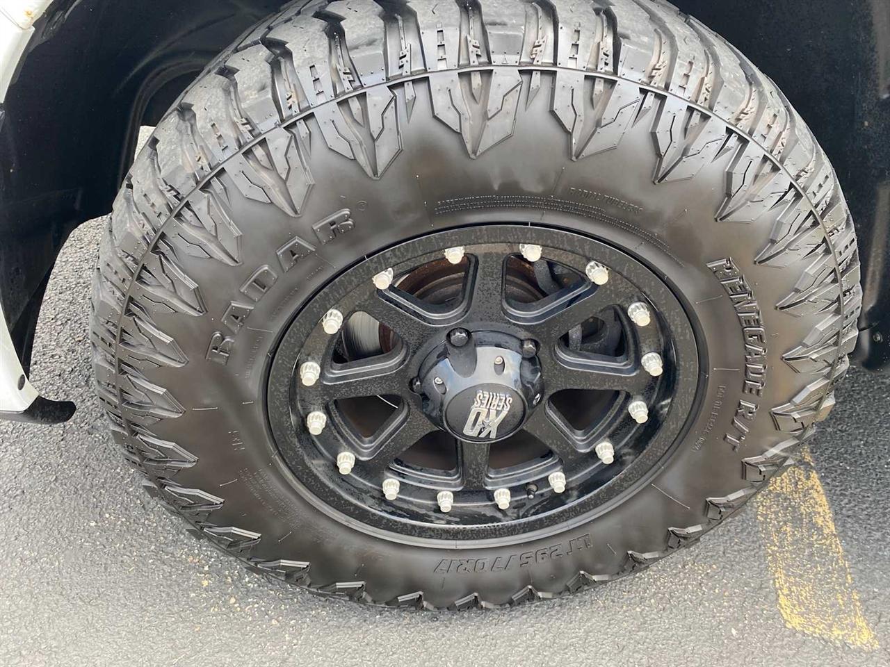 RAM 1500 Tradesman Crew Cab SWB 4WD 2016