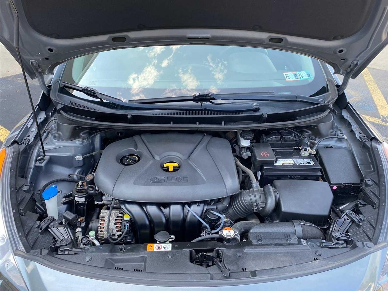 Hyundai Elantra GT A/T 2016