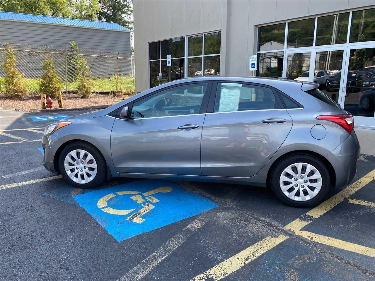 Hyundai Elantra GT A/T 2016