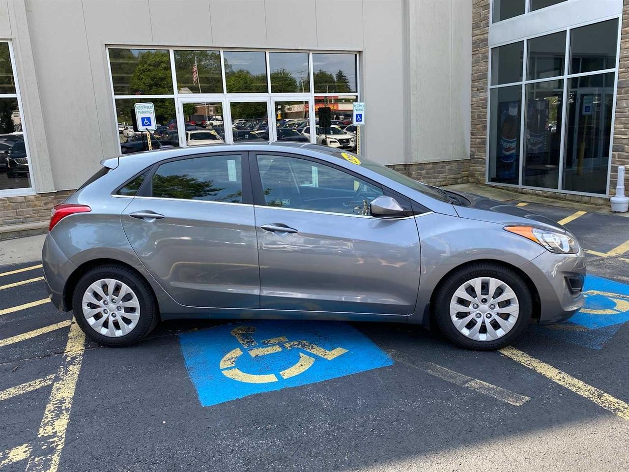 Hyundai Elantra GT A/T 2016