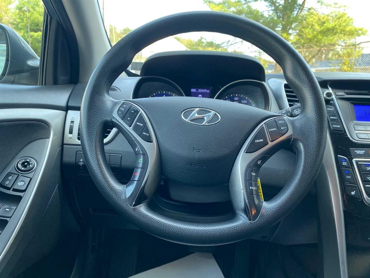 Hyundai Elantra GT A/T 2016
