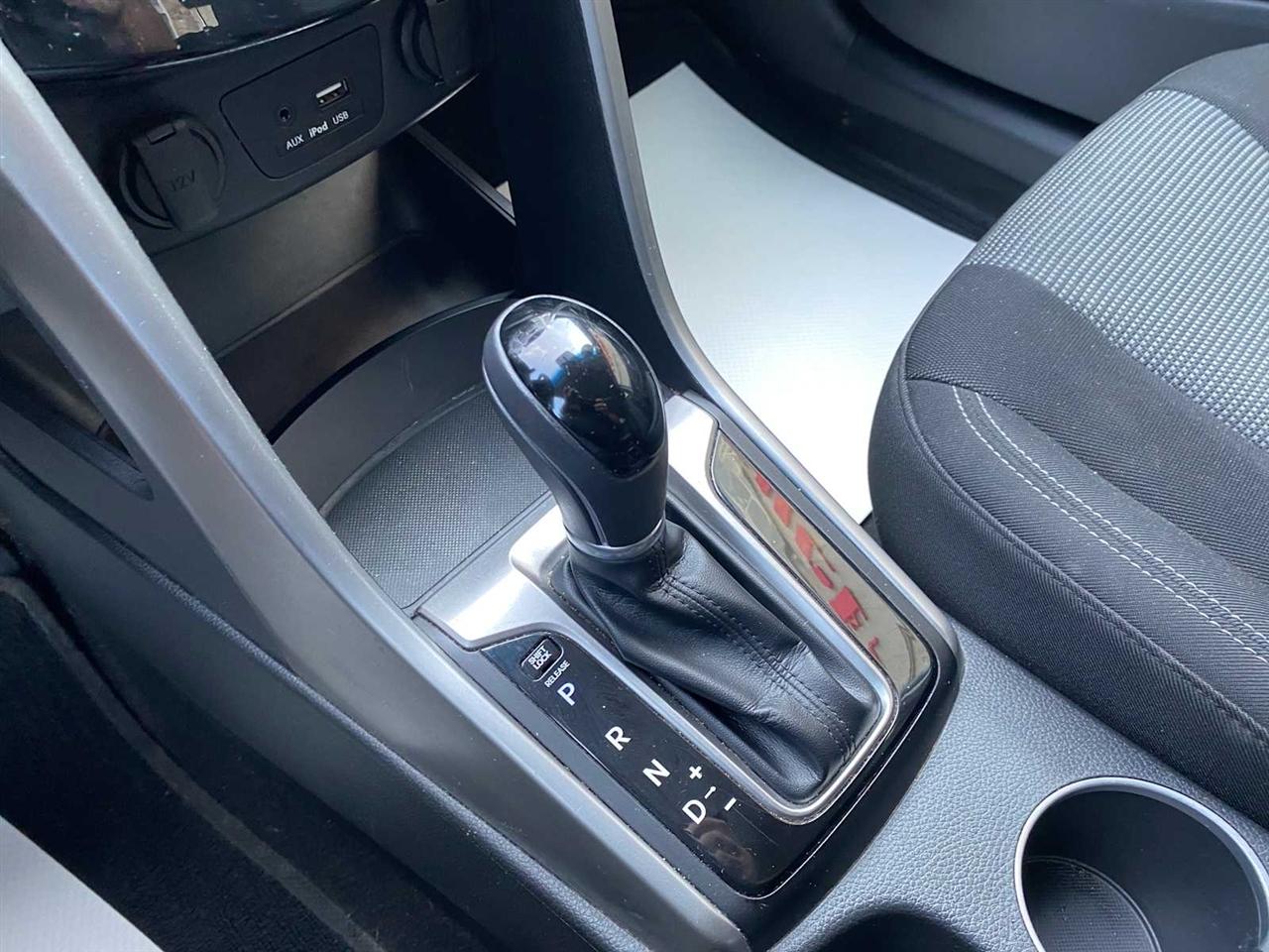 Hyundai Elantra GT A/T 2016