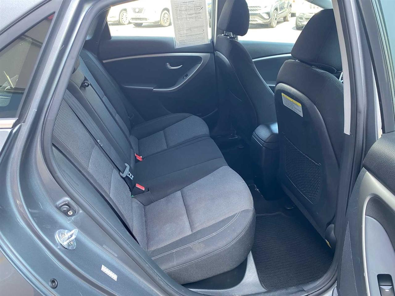 Hyundai Elantra GT A/T 2016