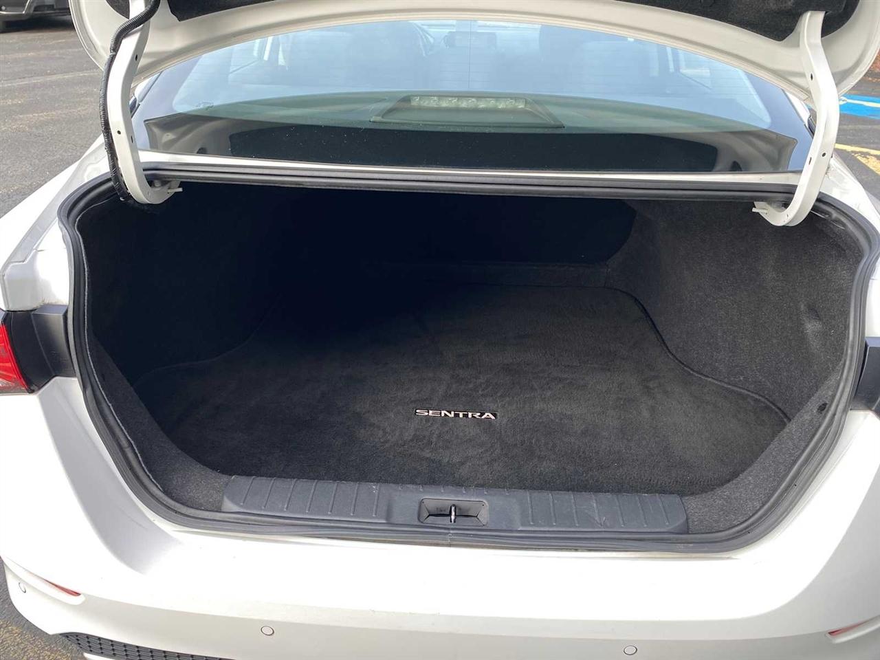 Nissan Sentra S 2024