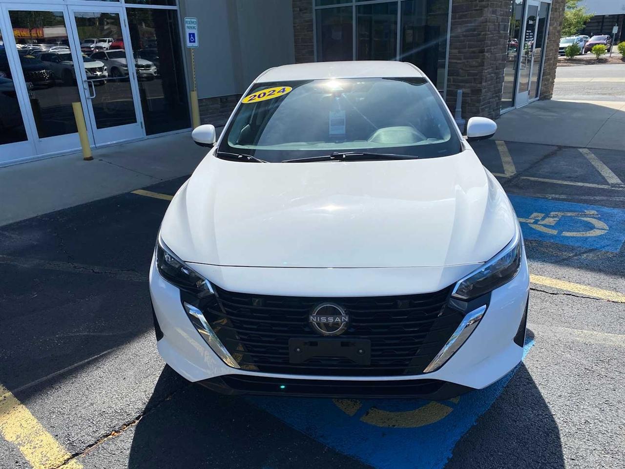 Nissan Sentra S 2024