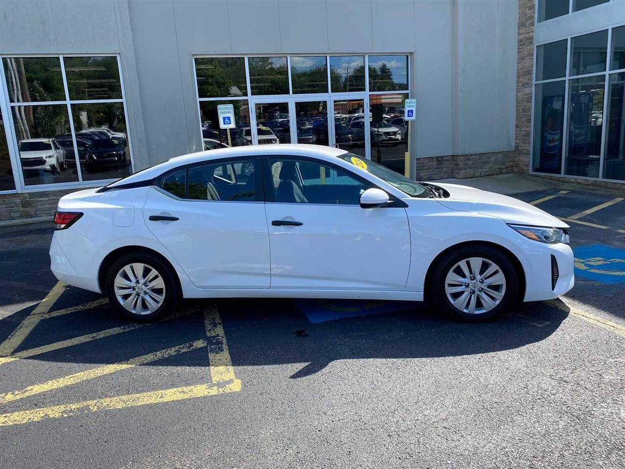 Nissan Sentra S 2024