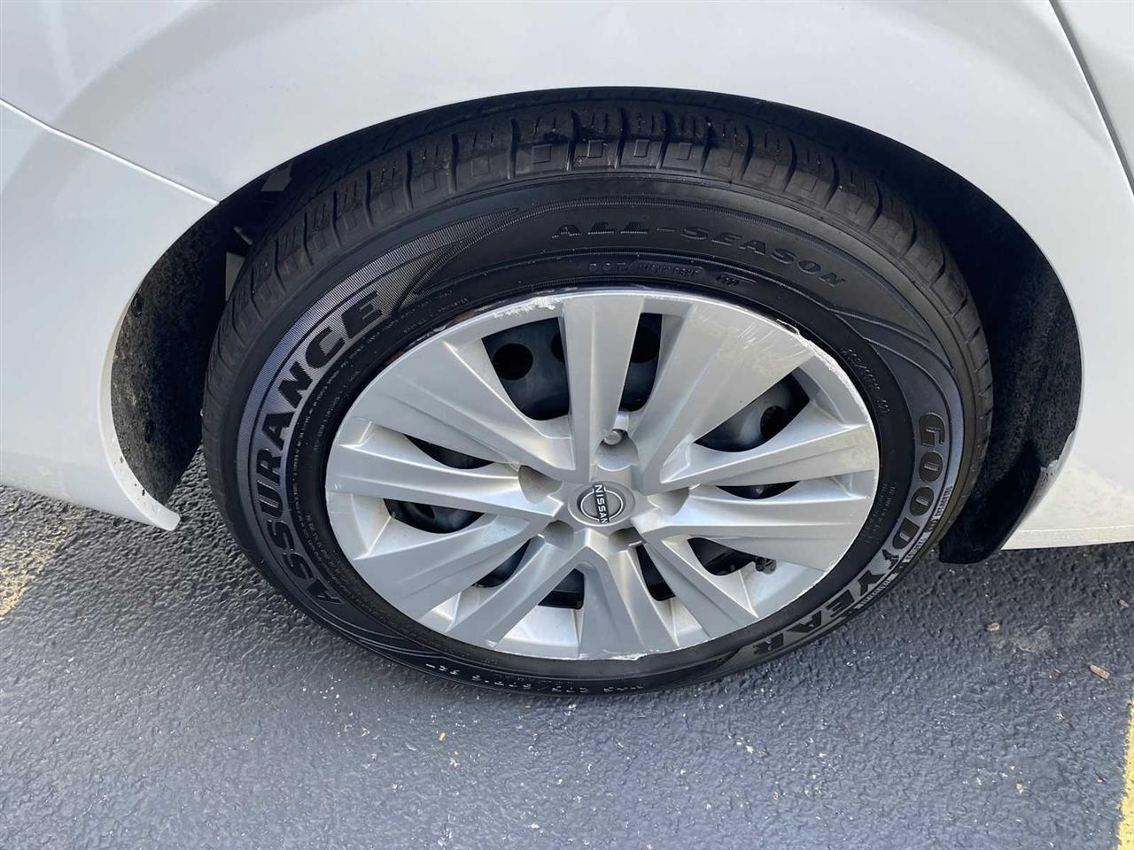 Nissan Sentra S 2024