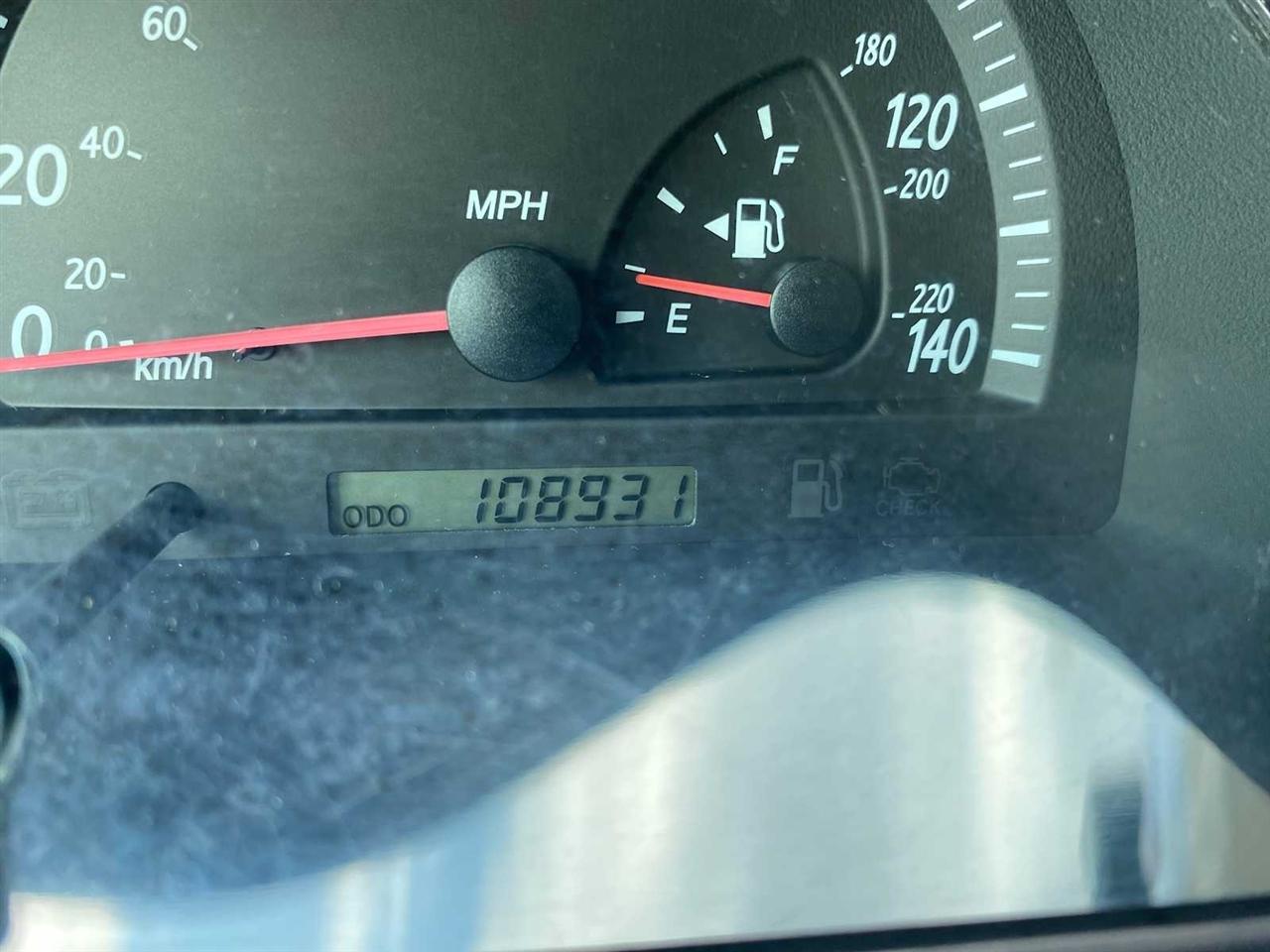 Toyota Camry LE 4D Sedan 2004