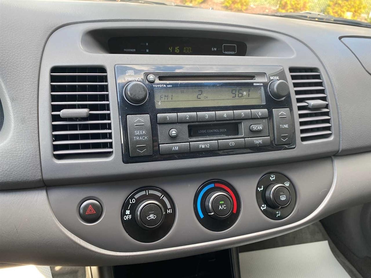 Toyota Camry LE 4D Sedan 2004