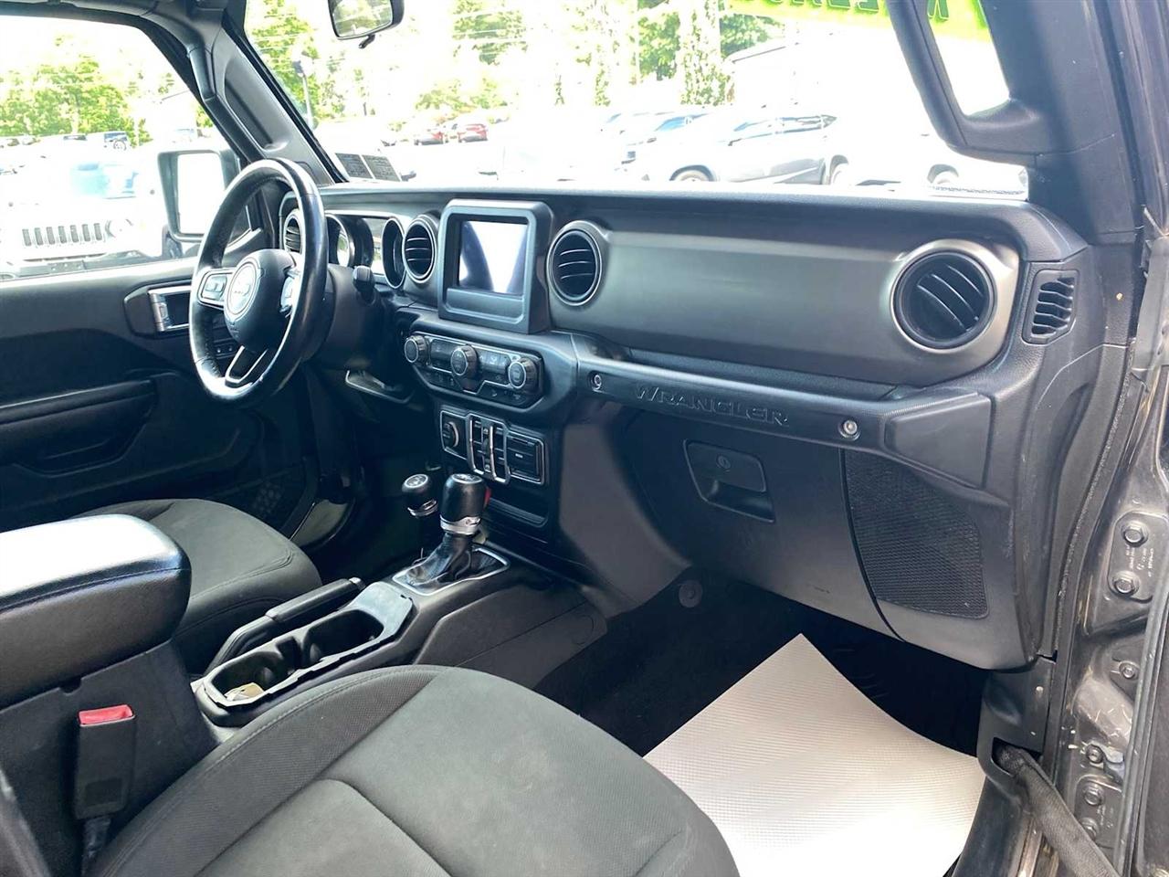 Jeep Wrangler Unlimited Sport 2018