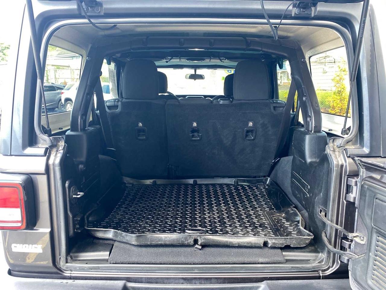 Jeep Wrangler Unlimited Sport 2018