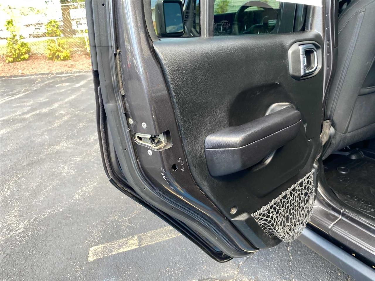 Jeep Wrangler Unlimited Sport 2018